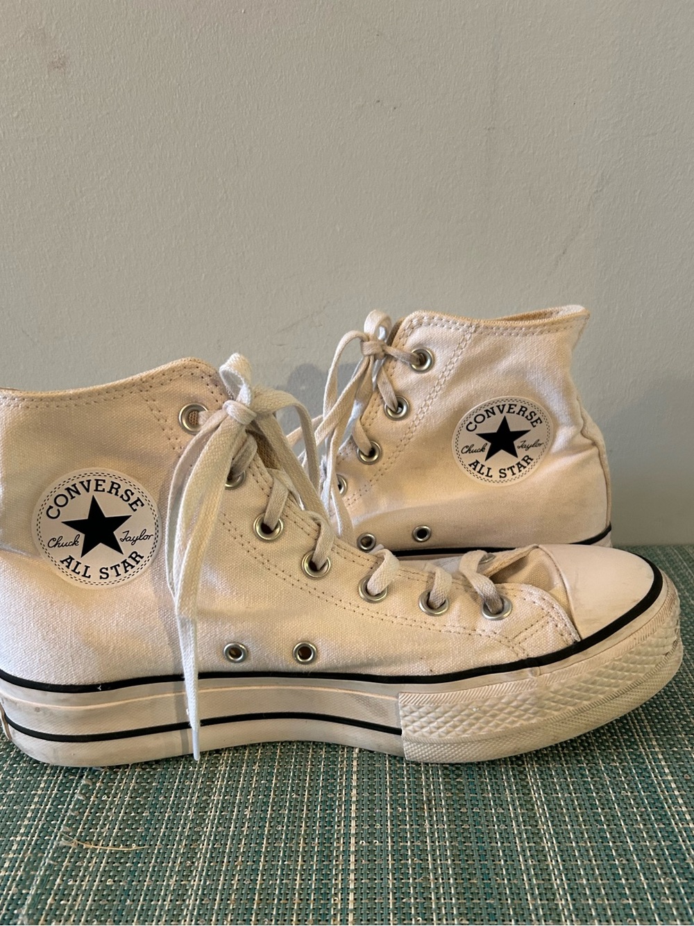 Converse High Top Chuck Taylor Sneakers